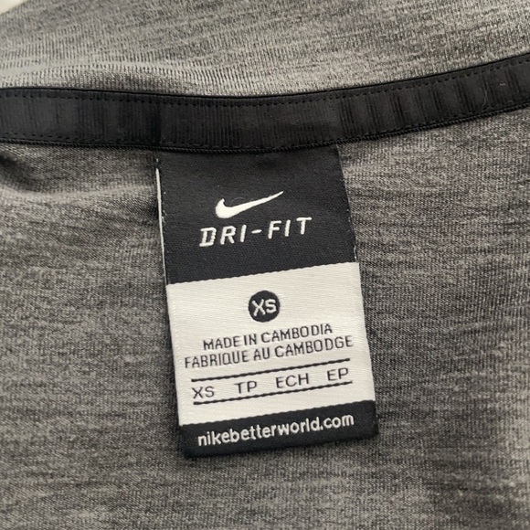 Nike Women's Legend 2.0 Poly Jacket - Picture 5 of 5